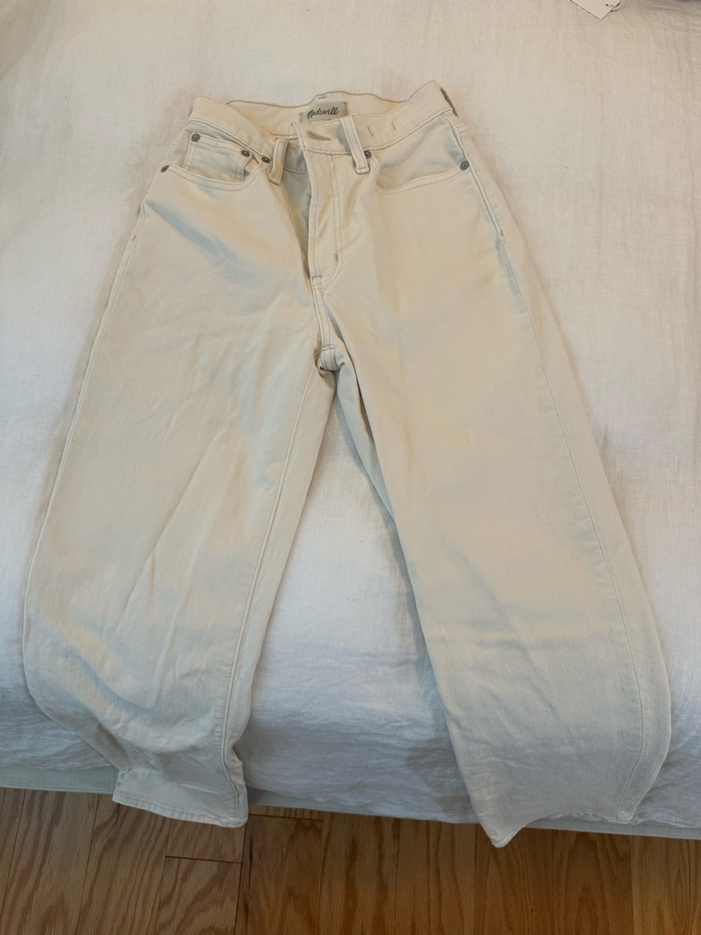 Madewell Straight Leg Jeans in Off-White/Cream
